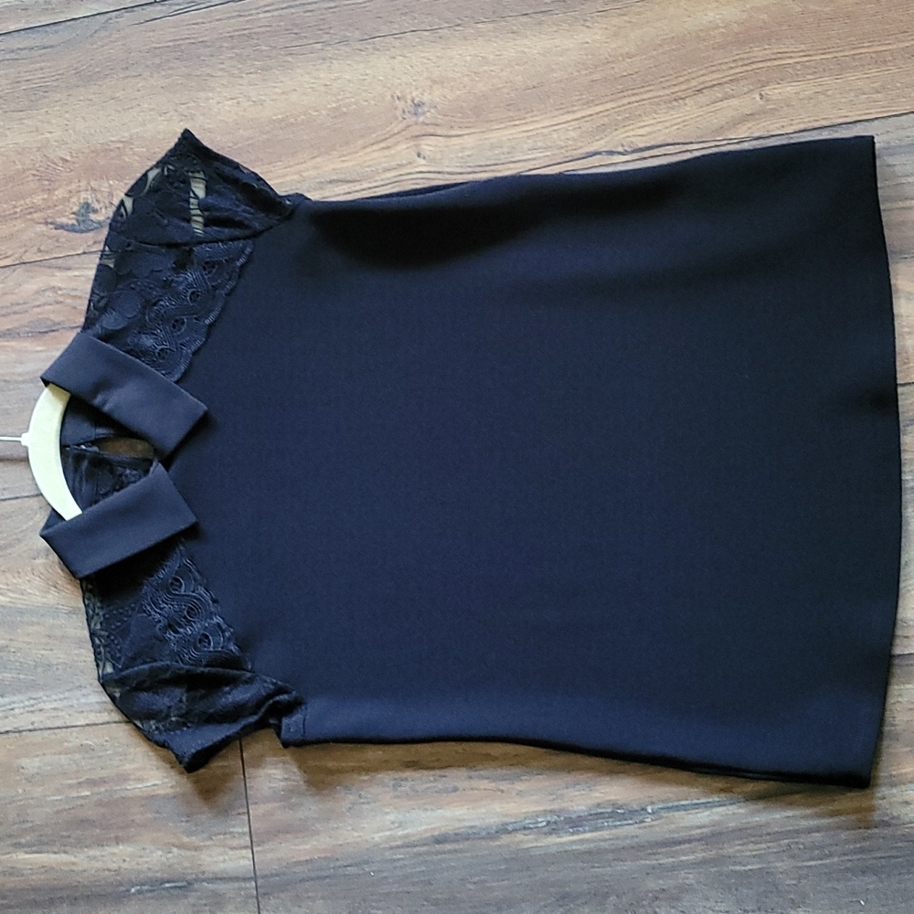Karl Lagerfeld Black Lace with collar Top Sz XS
